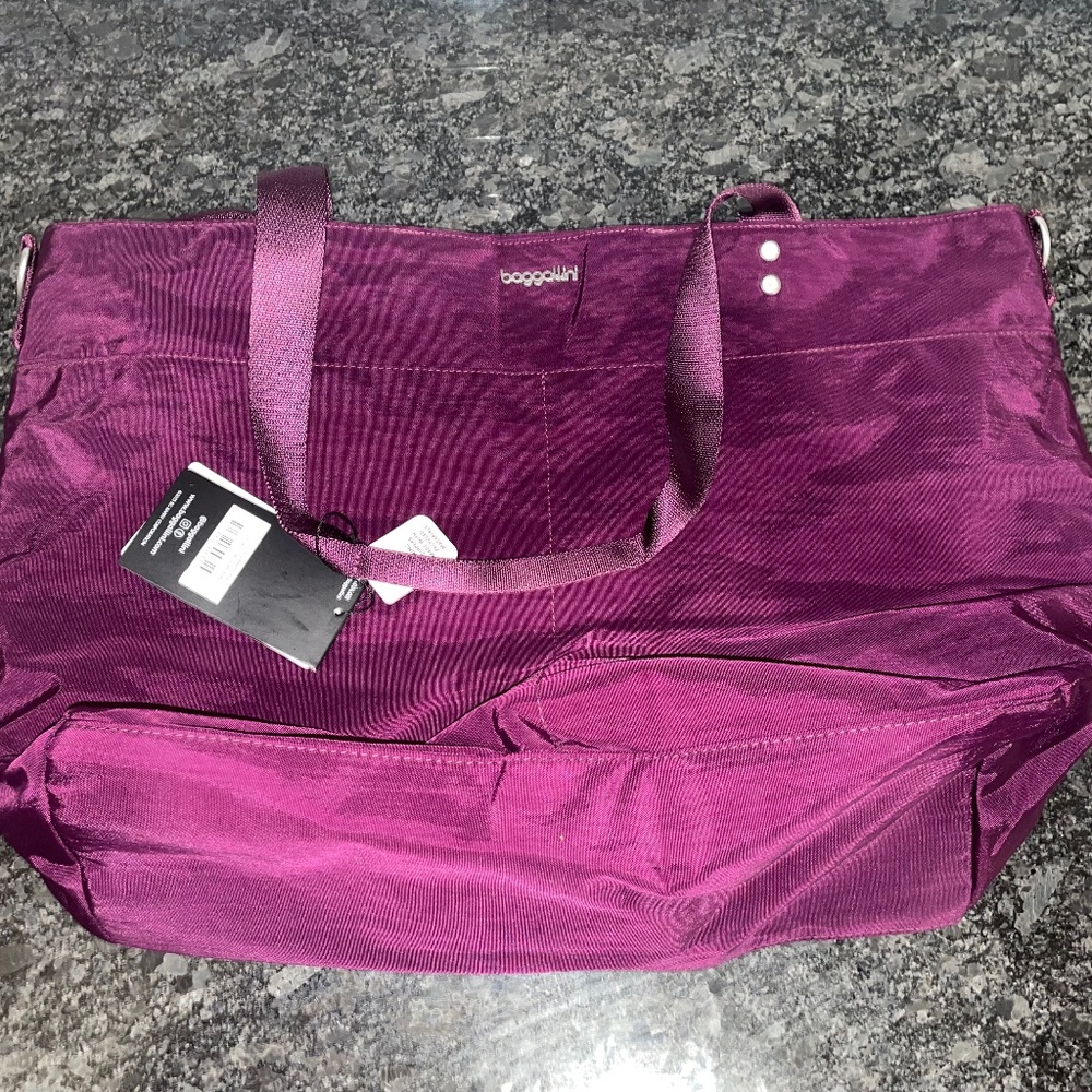 Baggallini Large Carryall Tote Bag Mulberry (purple) New
